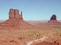 Dscn3188WestMittenEastMittenButtes-u1-540-u0.5.jpg (69391 bytes)