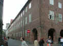 Dscn8378-transf-varlt-vary-u2-h405-u0.5-q40.jpg (62008 bytes)