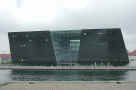 Dscn9060-crop-varlt-u2-h405-u0.5-q60.jpg (65258 bytes)