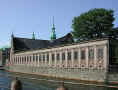 Dscn9189-transf-vary-varr-u2-h405-u0.5t4-q50.jpg (66298 bytes)