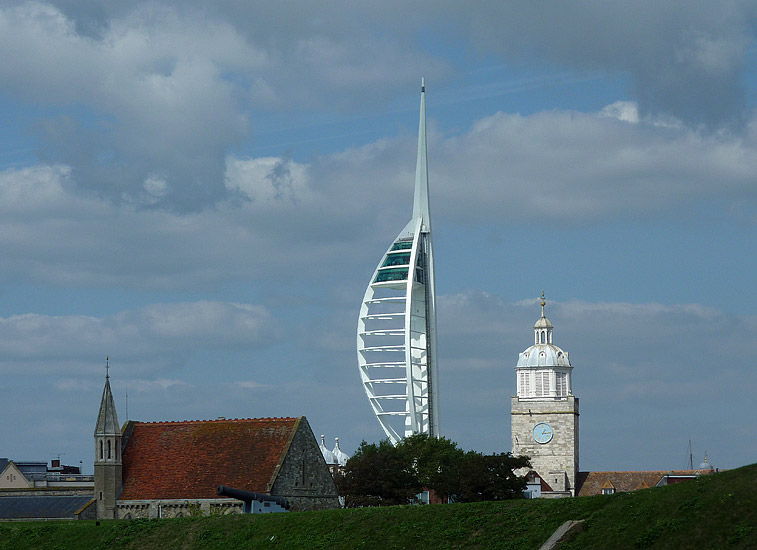 Portsmouth: Royal Garrison Church, Spinnaker Tower, Cathedral